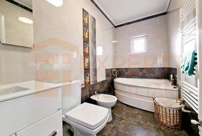 Vila P+1, situata in MAMAIA SAT - HANUL CU PESTE - 19