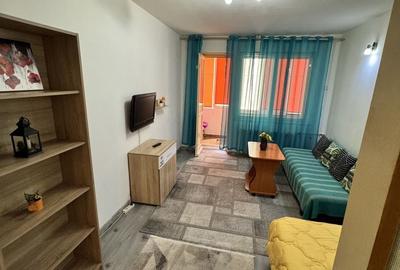 Garsonieră decomandată, mobilată în Abator