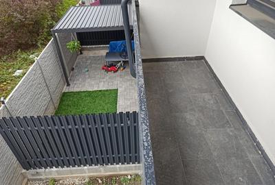 Casă cu 4 camere cu Canalizare în Central - 14