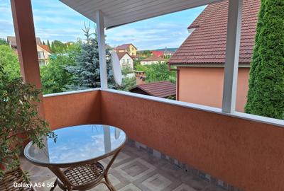 De vanzare casa superba in Livezeni, Orizont, 920 mp curte aranjata, asfalt - 5