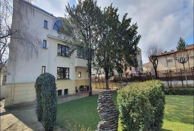 Casă cu 14 camere cu Canalizare în Kiseleff - 1