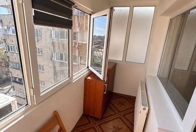 Apartament cu 3 camere decomandat în Central - 4