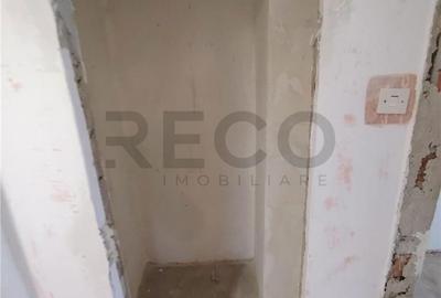 Apartament cu 3 camere decomandat în Central - 8
