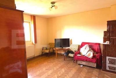 Casă cu 6 camere cu Teren 920 Mp în Central - 9