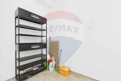 Spatiu comercial 45 mp - Intersectie, Vad excelent - Damaroaia Spatiu comercial 45 mp - Intersectie, Vad excelent - Damaroaia - 8