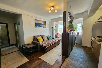 Apartament cu 2 camere semidecomandat, mobilat în Ferentari