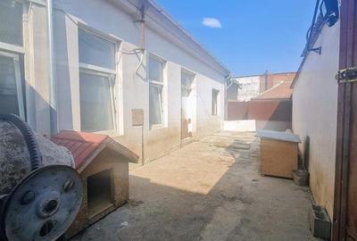 Casă cu 3 camere cu Teren 190 Mp în Central