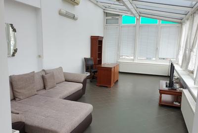 Apartament cu 5 camere semidecomandat, mobilat în Grădina Icoanei - 9