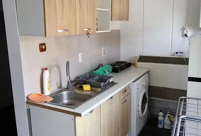 Ap. 1 camera, etaj 3, Piata Centrala - 3