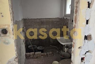 Apartament cu 2 camere semidecomandat în Mihai Bravu