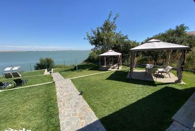 Casă cu 4 camere cu Teren 25 Mp în Central