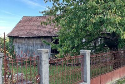 Casă cu 3 camere în Moldovenești - 1