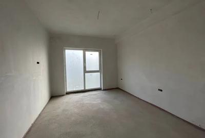 Apartament 2 camere in Borhanci la etajul 1, 44 mp, balcon 12 mp, parcare