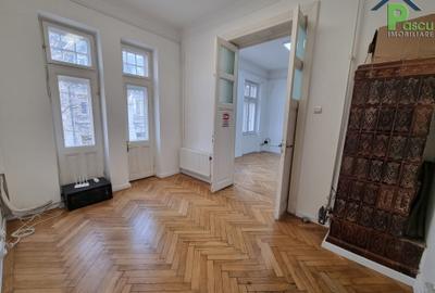 Spatiu birouri 5 camere Bd. Magheru, str. Franklin, 80 mpu, etaj 2 - 5