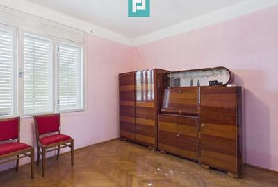 Casă cu teren generos, zonă centrală, Curtici - 16