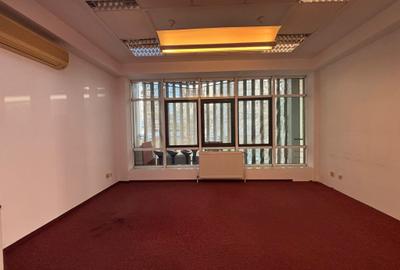 Nerva Traian Spatiu de birouri de inchiriat 150 mp Grupuri sanitare separate - 2