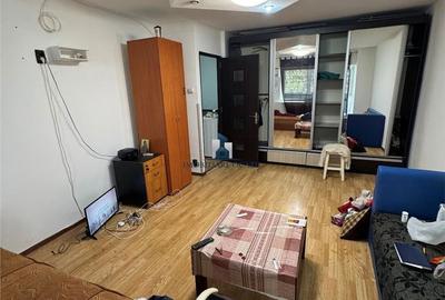 Garsonieră decomandată în Vitan - 2