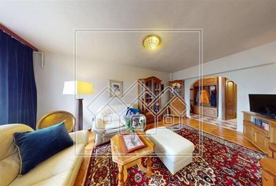 Apartament cu 4 camere decomandat în Aeroport - 4