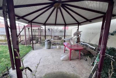 Casă cu 7 camere cu Teren 430 Mp în Gruia - 4