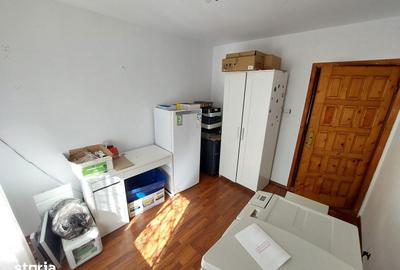 Apartament cu 4 camere decomandat în Micro 8 - 2