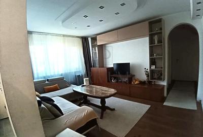 DACIA - ETAJ 2 - CENTRALA PROPRIE - 4 CAMERE - CLIMA - BOXA CF - 2