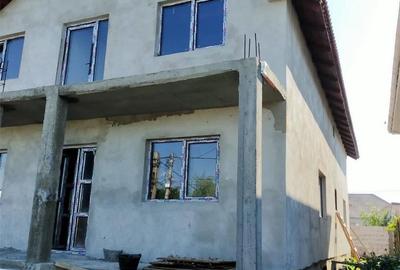 Casă cu 6 camere cu Teren 300 Mp în Lumina - 3