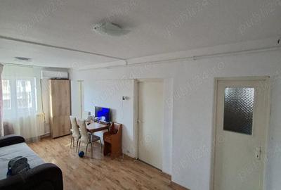 Apartament cu 2 camere decomandat în Cetate - 4