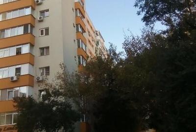 Apartament cu 3 camere decomandat în Rahova
