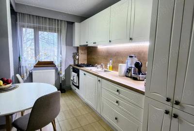 Apartament cu 3 camere decomandat în Micălaca - 1