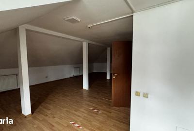 Casă cu Canalizare în Nord - 7