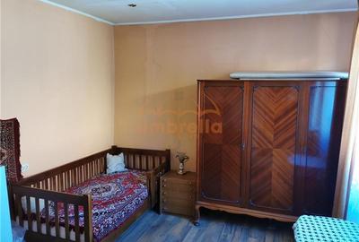 Teren + casa demolabila de vanzare semicentral ! - 4