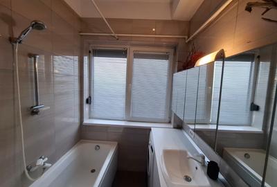 Vedere superba, luminos si foarte bine intretinut - 7