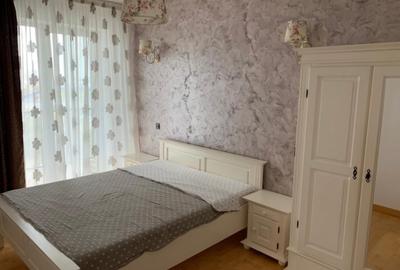 Apartament cu 3 camere decomandat în Tineretului