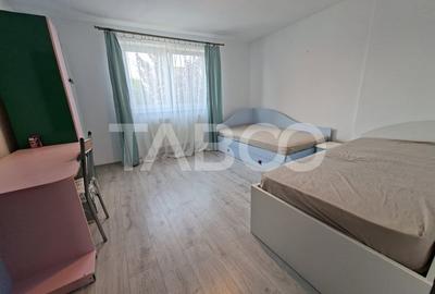 Casa cu 3 camere de inchiriat curte comuna in Selimbar - 2
