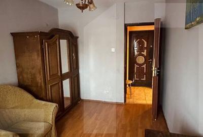 Apartament cu 4 camere decomandat în Sud - 7