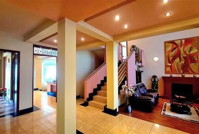 Vila generoasa, 4 dormitoare, piscina, garaj dublu, zona Girocului - 3