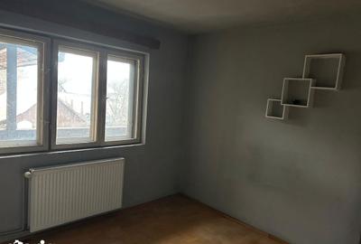 Casă cu 4 camere cu Teren 450 Mp în Central - 5