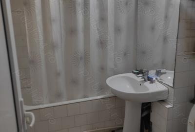 Apartament cu 2 camere decomandat în Central - 1