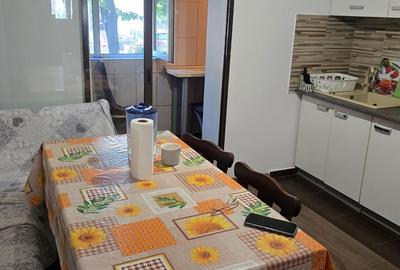 Apartament cu 3 camere decomandat în Far - 6