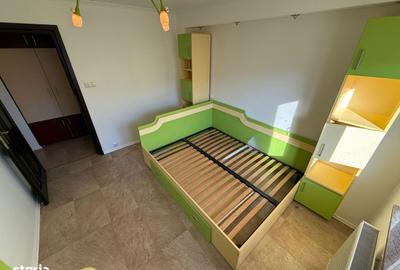 Apartament cu 4 camere în Central - 2