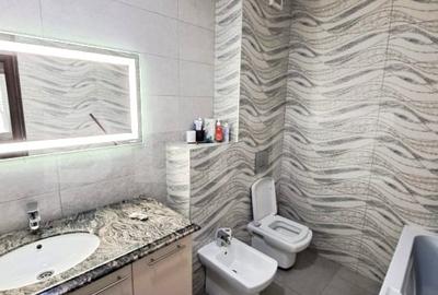 Apartament cu 3 camere decomandat, mobilat în Tractorul - 10