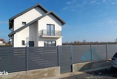Casă cu 4 camere cu Teren 539 Mp în Glina - 11