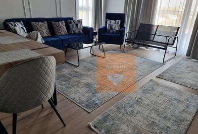 Inchiriez  apartament ultracentral 2 camere  lux, vedere panoramica, totul nou