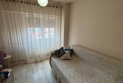 Vand apartament cu 3 camere - 2