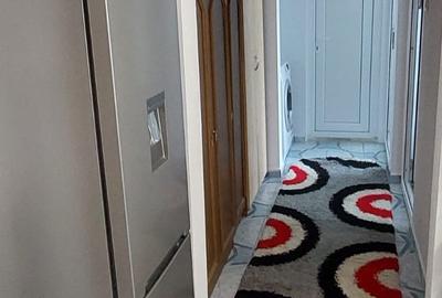 Apartament cu 3 camere, decomandat, zona Nicolina - 4