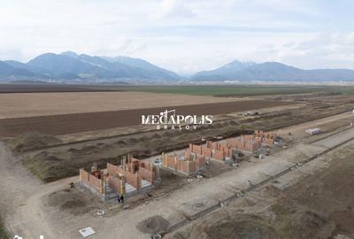 Casă cu 4 camere cu Canalizare în Tărlungeni - 10