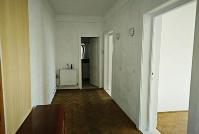 Casă cu 2 camere cu Teren 500 Mp în Central - 4