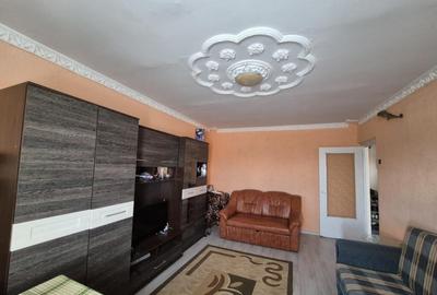 Apartament 2 camere, et. 2, in Rovinari, str. Sporturilor Apartament 2 camere, et. 2, in Rovinari, str. Sporturilor - 2