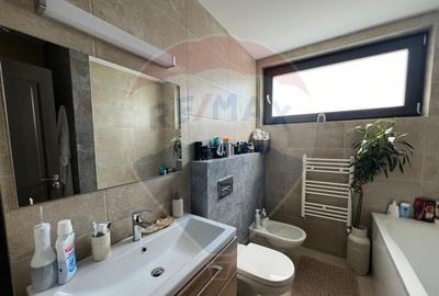 Casa / Vila cu 5 camere de vanzare in zona Exterior Nord - 9