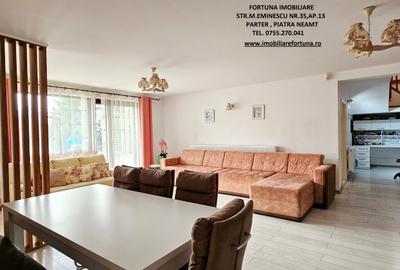 Casă cu 6 camere cu Canalizare în Exterior Est - 2